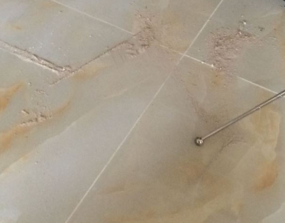 怀集瓷砖空鼓维修公司分享粘合剂选择不当在瓷砖铺贴过程中可能导致以下问题